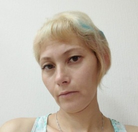 Оля